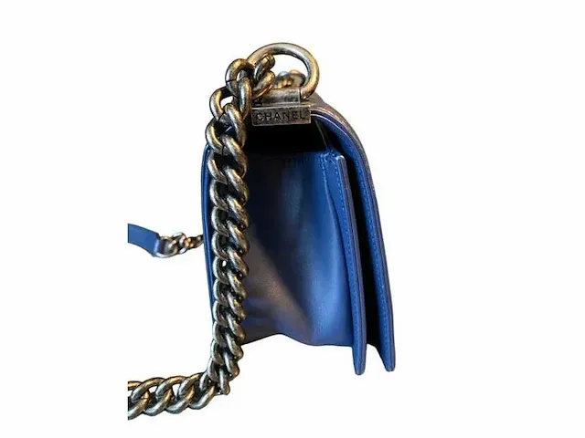 Chanel - boy iridescent stripes limited edition - afbeelding 14 van  15