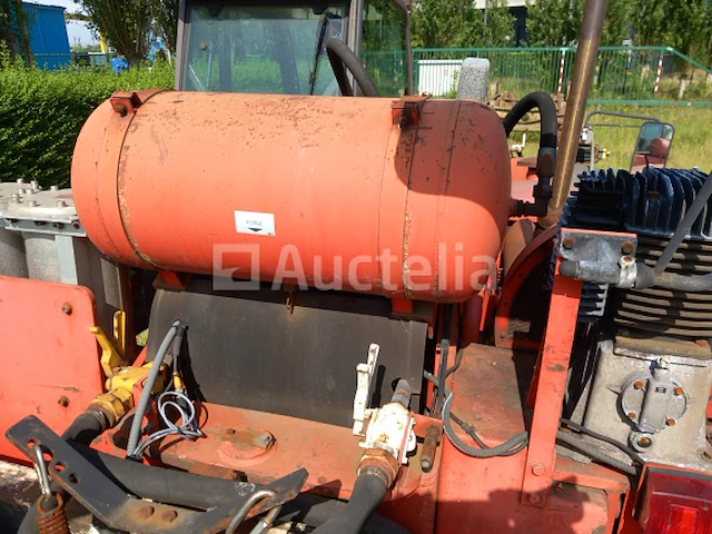 Chariotrac tractor voor onderdelen - afbeelding 8 van  13