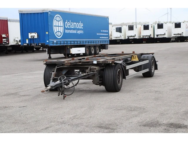 Chassis aanhangwagen kögel awe18 2011 - afbeelding 1 van  1