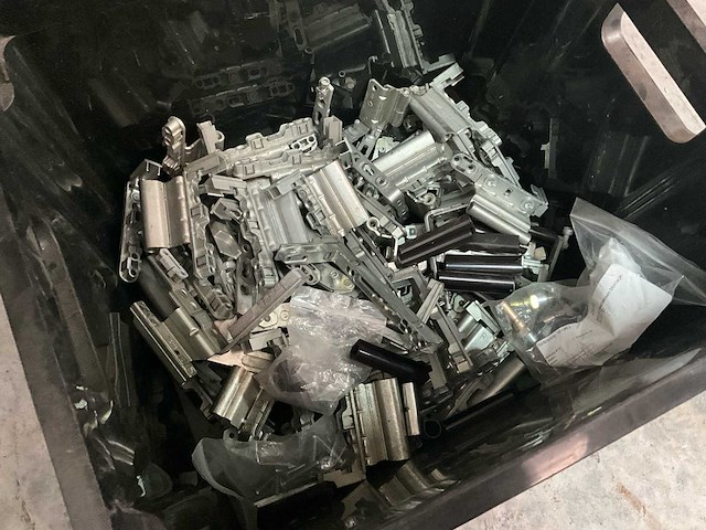 Chassis hardware - afbeelding 11 van  13