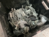 Chassis hardware - afbeelding 11 van  13