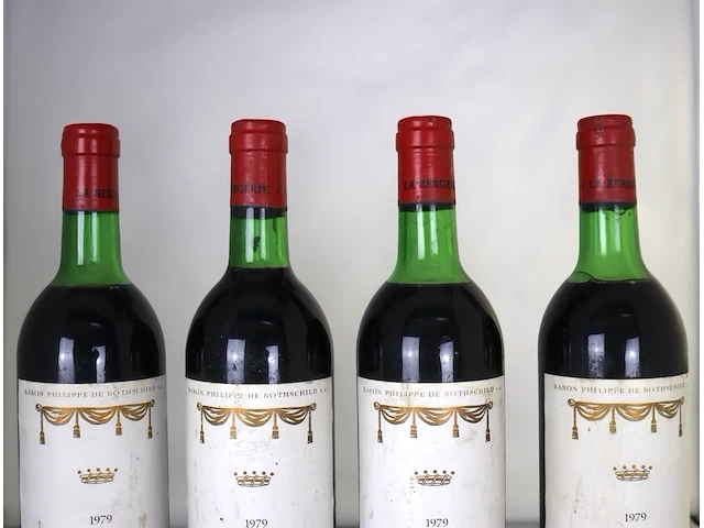 Chateau mouton-cadet 1979 (x4) - afbeelding 2 van  3