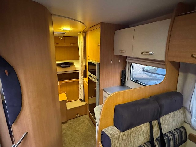 Chausson flash 11m12 - camper - afbeelding 26 van  67