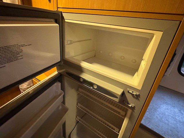 Chausson flash 11m12 - camper - afbeelding 32 van  67