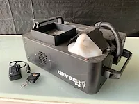 Chauvet dj geyser p6 rookmachine (2x) - afbeelding 1 van  7