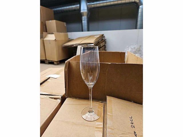 Chefs & sommelier - cabernet champagneglas 24cl - afbeelding 2 van  3