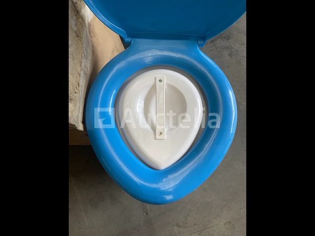 Chemisch toilet - afbeelding 2 van  2