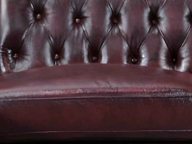 Chesterfield hoekbank 100% buffelleer - bordeaux - rechte hoek - afbeelding 5 van  6