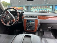 Chevrolet - - suburban - car - 2009 - afbeelding 3 van  20