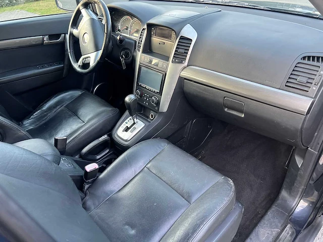 Chevrolet - 2007 - captiva - personenauto - afbeelding 10 van  23