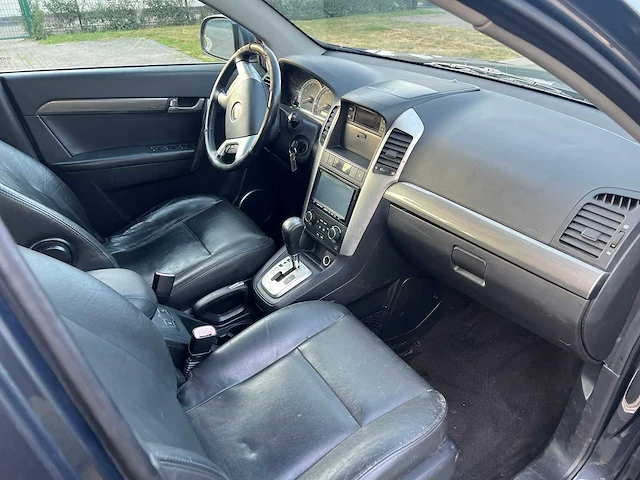 Chevrolet - 2007 - captiva - personenauto - afbeelding 11 van  23