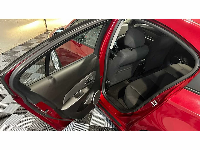 Chevrolet - 2012 - cruze - personenauto - afbeelding 2 van  40