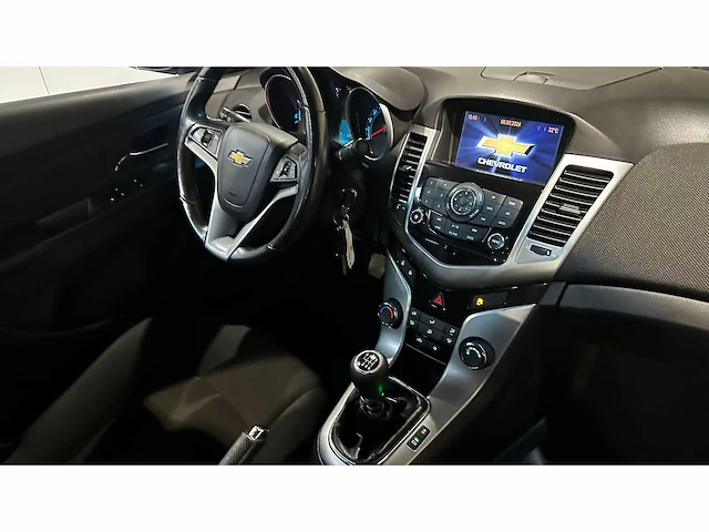 Chevrolet - 2012 - cruze - personenauto - afbeelding 19 van  40