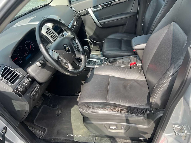 Chevrolet - 2013 - captiva - 4x4 - personenauto - afbeelding 21 van  33