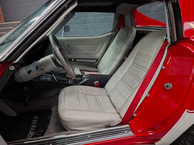 Chevrolet - corvette stingray c3 - oldtimer - afbeelding 8 van  11