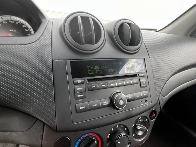 Chevrolet aveo hatchback 1.2i l 84, 2010 - afbeelding 39 van  39