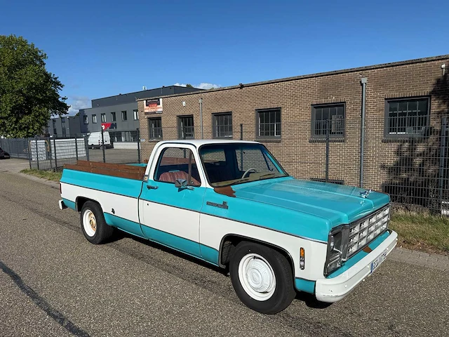 Chevrolet c-20 longbed fleetside pickup 1975 - afbeelding 1 van  72