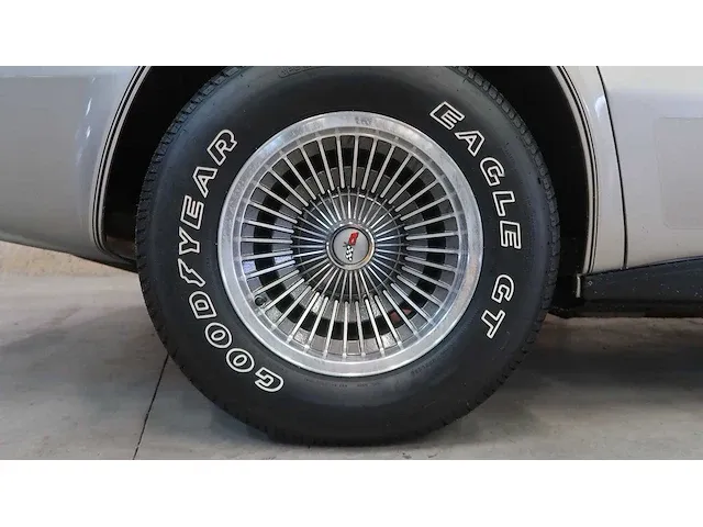 Chevrolet c3 - corvette collector edition - afbeelding 10 van  100