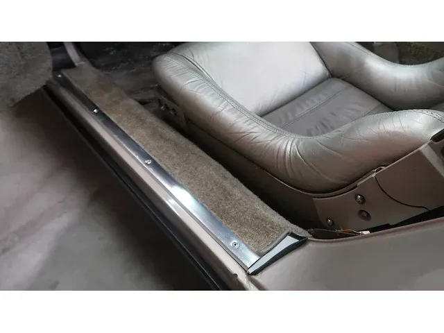 Chevrolet c3 - corvette collector edition - afbeelding 48 van  100