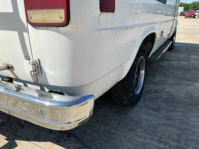 Chevrolet chevy van v8 camper - afbeelding 6 van  44