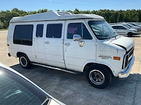 Chevrolet chevy van v8 camper - afbeelding 34 van  44