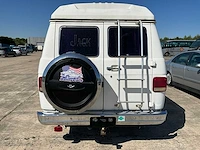 Chevrolet chevy van v8 camper - afbeelding 41 van  44