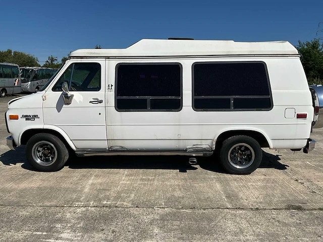 Chevrolet chevy van v8 camper - afbeelding 43 van  44