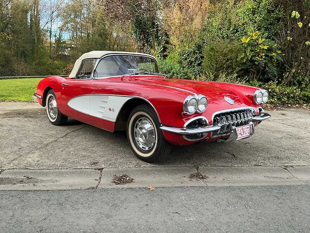 Chevrolet corvette c1 cabrio oldtimer - afbeelding 52 van  54