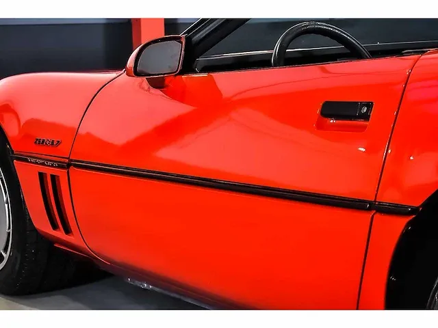 Chevrolet corvette c4 convertible 350ci v8 - 1986 - afbeelding 30 van  81