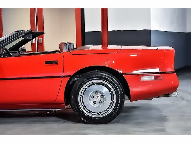 Chevrolet corvette c4 convertible 350ci v8 - 1986 - afbeelding 31 van  81
