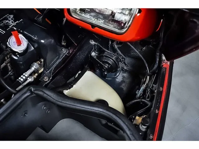 Chevrolet corvette c4 convertible 350ci v8 - 1986 - afbeelding 69 van  81