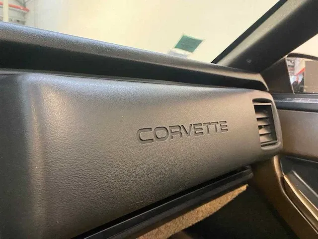 Chevrolet corvette c4 kruisvuur, 1984 - afbeelding 4 van  20