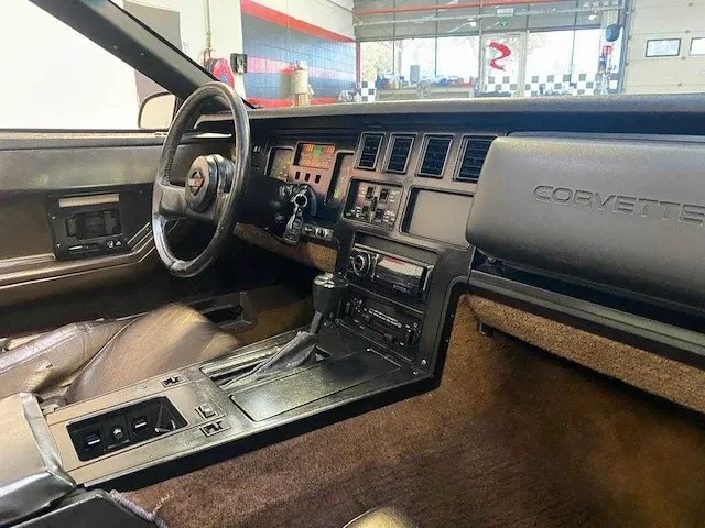Chevrolet corvette c4 kruisvuur, 1984 - afbeelding 6 van  20