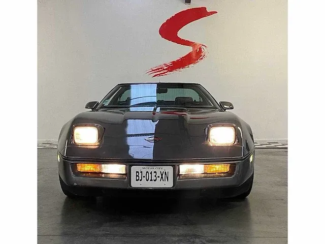 Chevrolet corvette c4 kruisvuur, 1984 - afbeelding 17 van  20