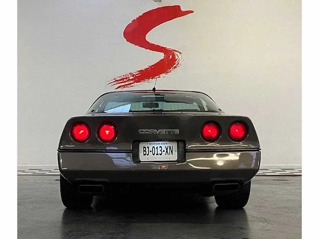 Chevrolet corvette c4 kruisvuur, 1984 - afbeelding 19 van  20