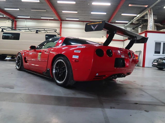 Chevrolet corvette racewagen - afbeelding 6 van  67