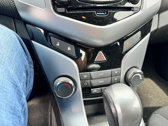 Chevrolet cruze 1.8i ls 141 at, 2013 - afbeelding 3 van  26