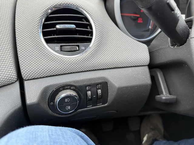 Chevrolet cruze, 2010 - afbeelding 7 van  23
