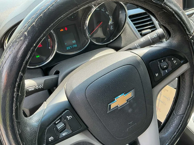 Chevrolet cruze personenauto - afbeelding 6 van  15