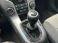 Chevrolet cruze sedan ls - afbeelding 3 van  18