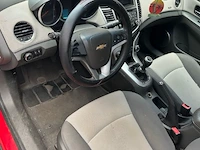 Chevrolet cruze sedan ls - afbeelding 13 van  18