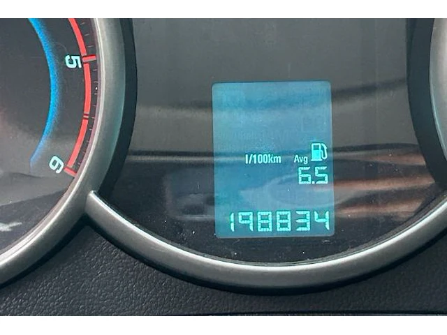 Chevrolet cruze sedan ls - afbeelding 16 van  18