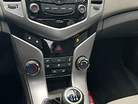 Chevrolet cruze sedan ls - afbeelding 17 van  18