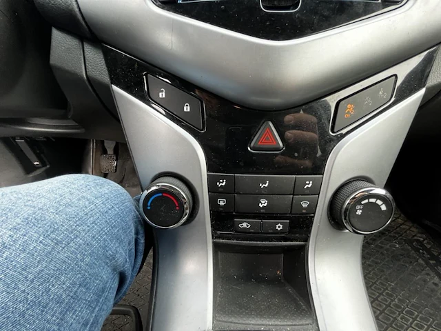 Chevrolet cruze,2011 - afbeelding 2 van  26