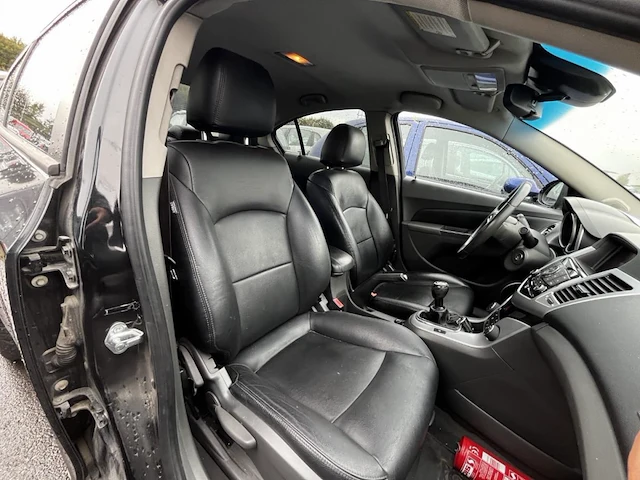 Chevrolet cruze,2011 - afbeelding 14 van  26