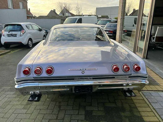 Chevrolet impala oldtimer - afbeelding 5 van  10