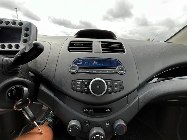 Chevrolet spark 1.0i 68, 2010 - afbeelding 23 van  24