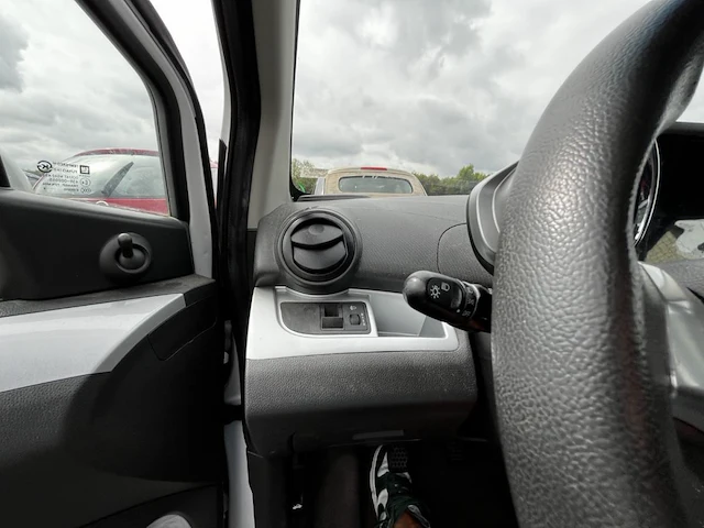 Chevrolet spark 1.0i ls 68, 2014 - afbeelding 4 van  25