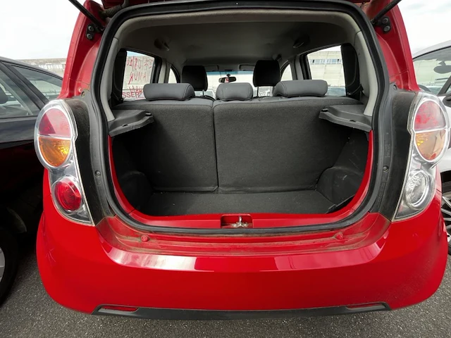 Chevrolet spark spark 1,0i + 68 - afbeelding 11 van  27