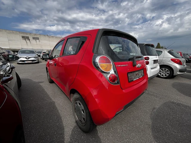 Chevrolet spark spark 1,0i + 68 - afbeelding 23 van  27